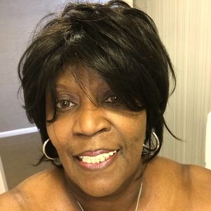 Meet your Posher, Evelyn